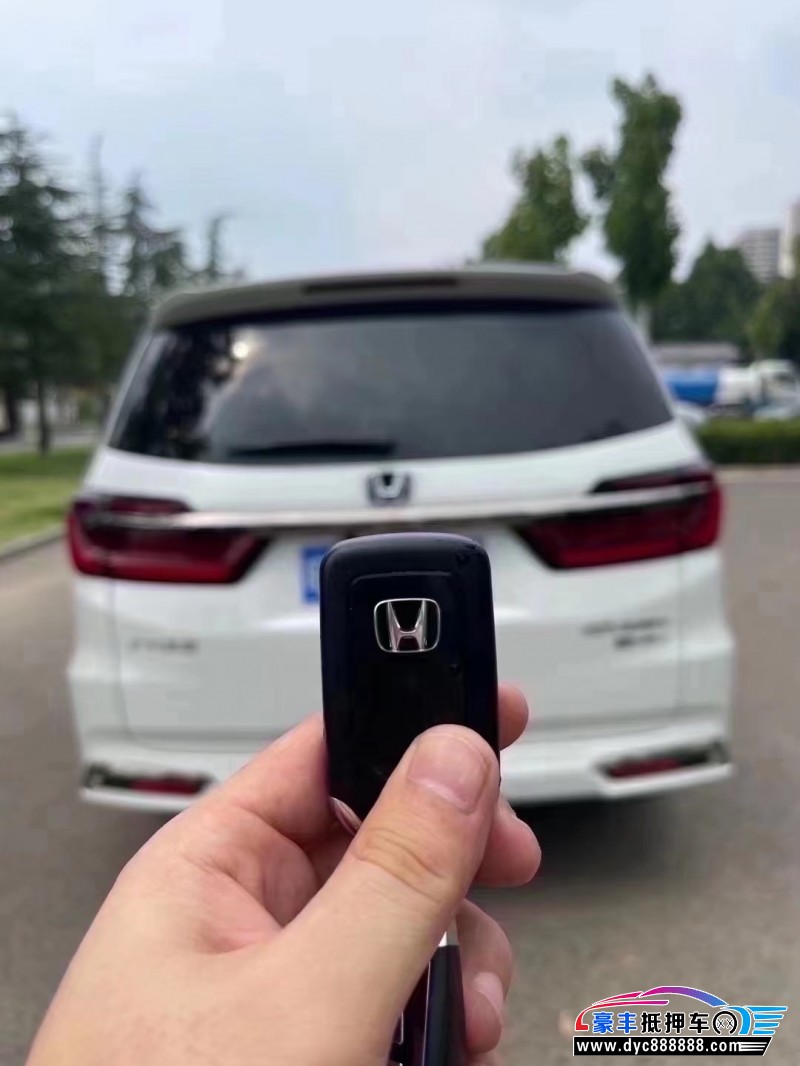 22年本田奥德赛轿车抵押车出售