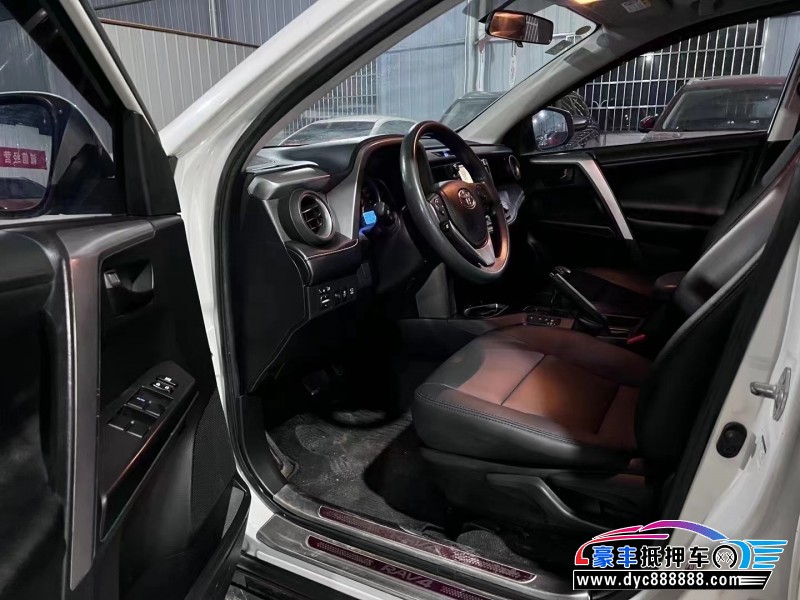 18年丰田RAV4SUV抵押车出售
