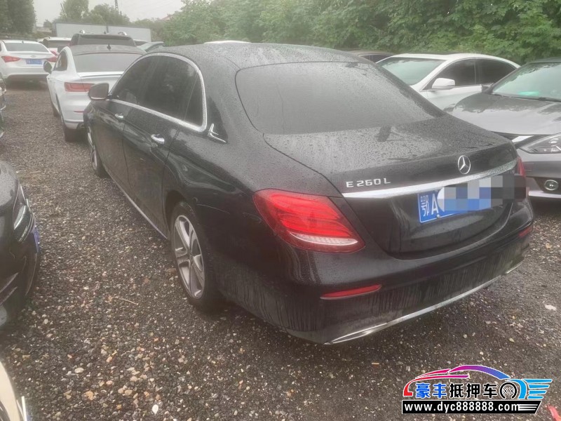 19年奔驰E轿车抵押车出售