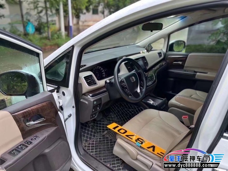 14年本田奥德赛MPV抵押车出售