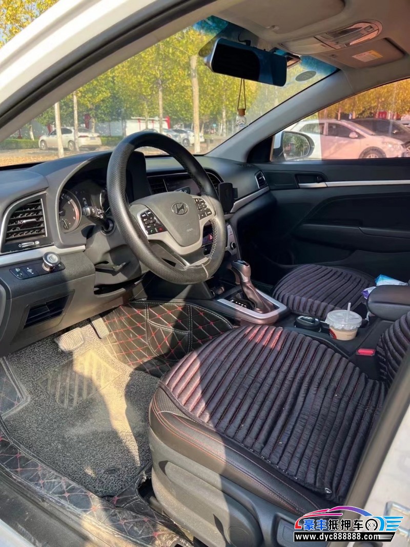 18年现代领动轿车抵押车出售