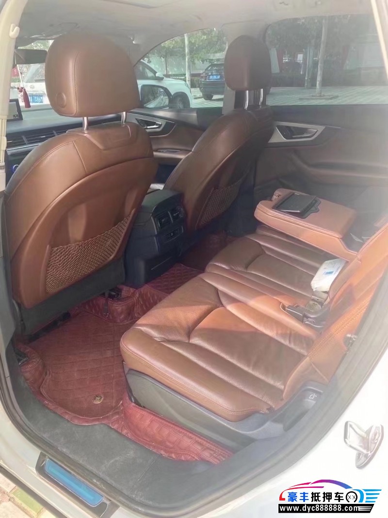 17年奥迪Q7SUV抵押车出售