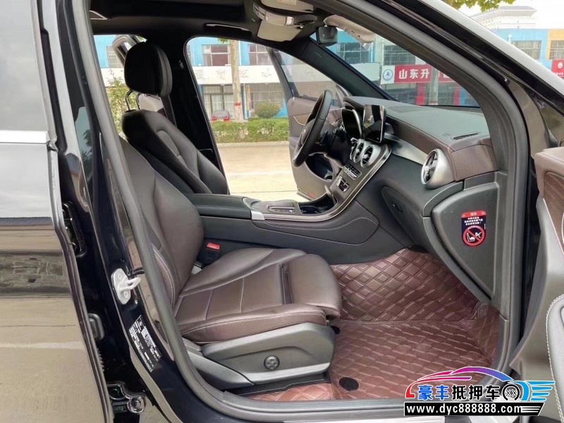 21年奔驰GLCSUV抵押车出售