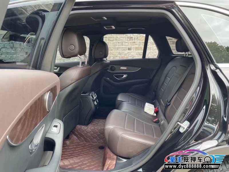 21年奔驰GLCSUV抵押车出售