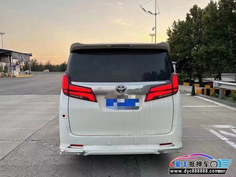 17年丰田埃尔法MPV抵押车出售