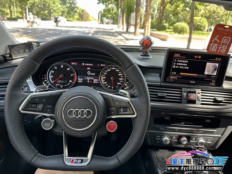 18年奥迪A7轿车抵押车出售