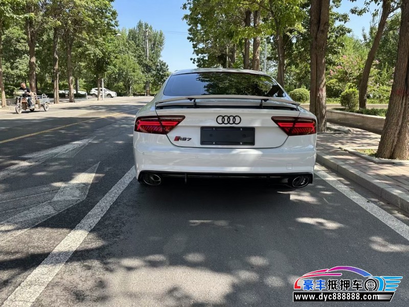 18年奥迪A7轿车抵押车出售