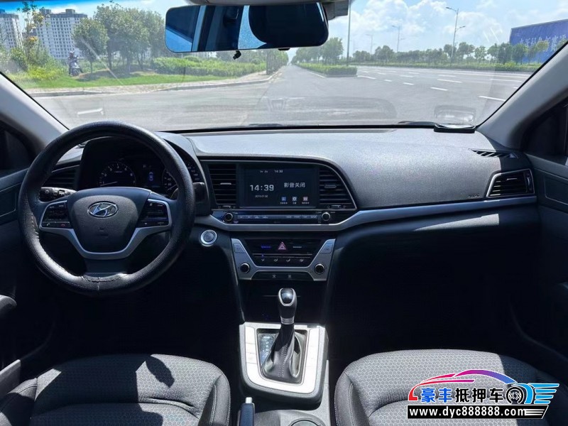 19年现代领动轿车抵押车出售