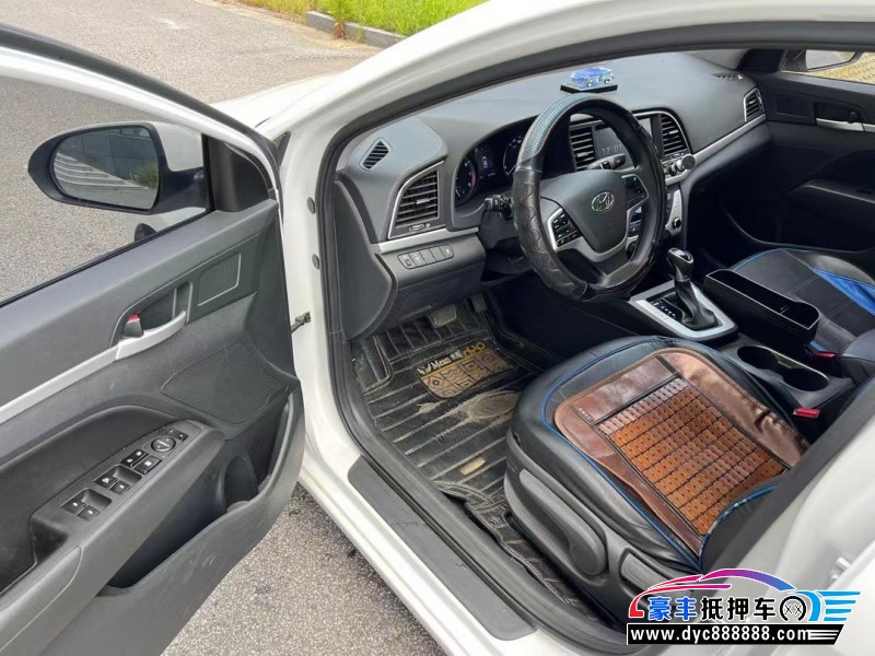 18年现代领动轿车抵押车出售