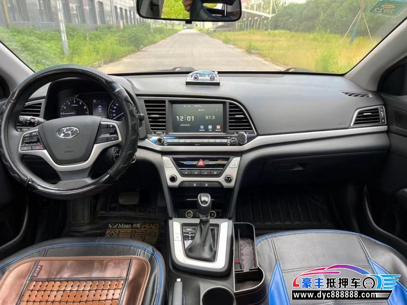 18年现代领动轿车抵押车出售