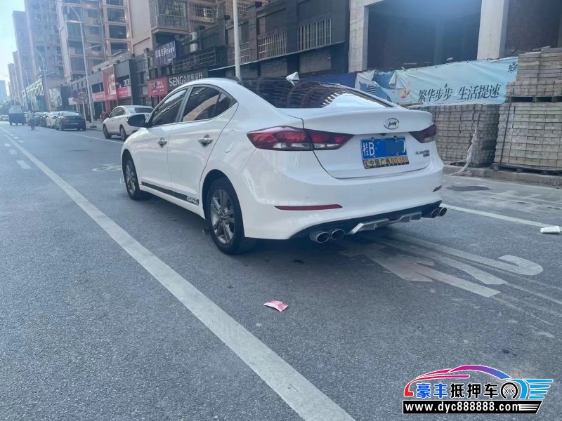 18年现代领动轿车抵押车出售