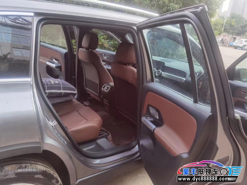 23年奔驰GLBSUV抵押车出售