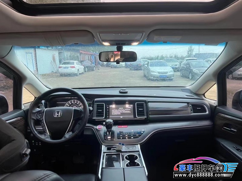 18年本田艾力绅MPV抵押车出售