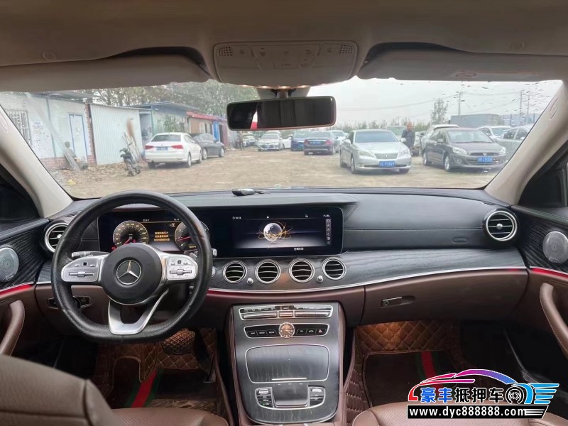 19年奔驰E轿车抵押车出售