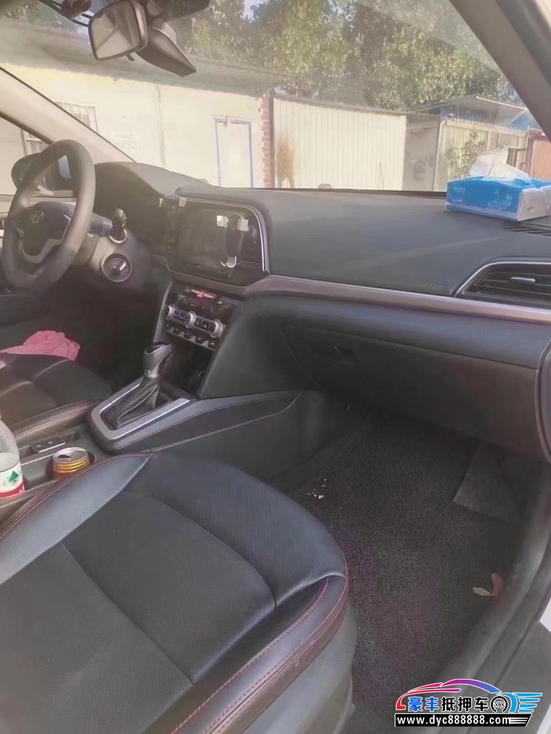 22年现代领动轿车抵押车出售