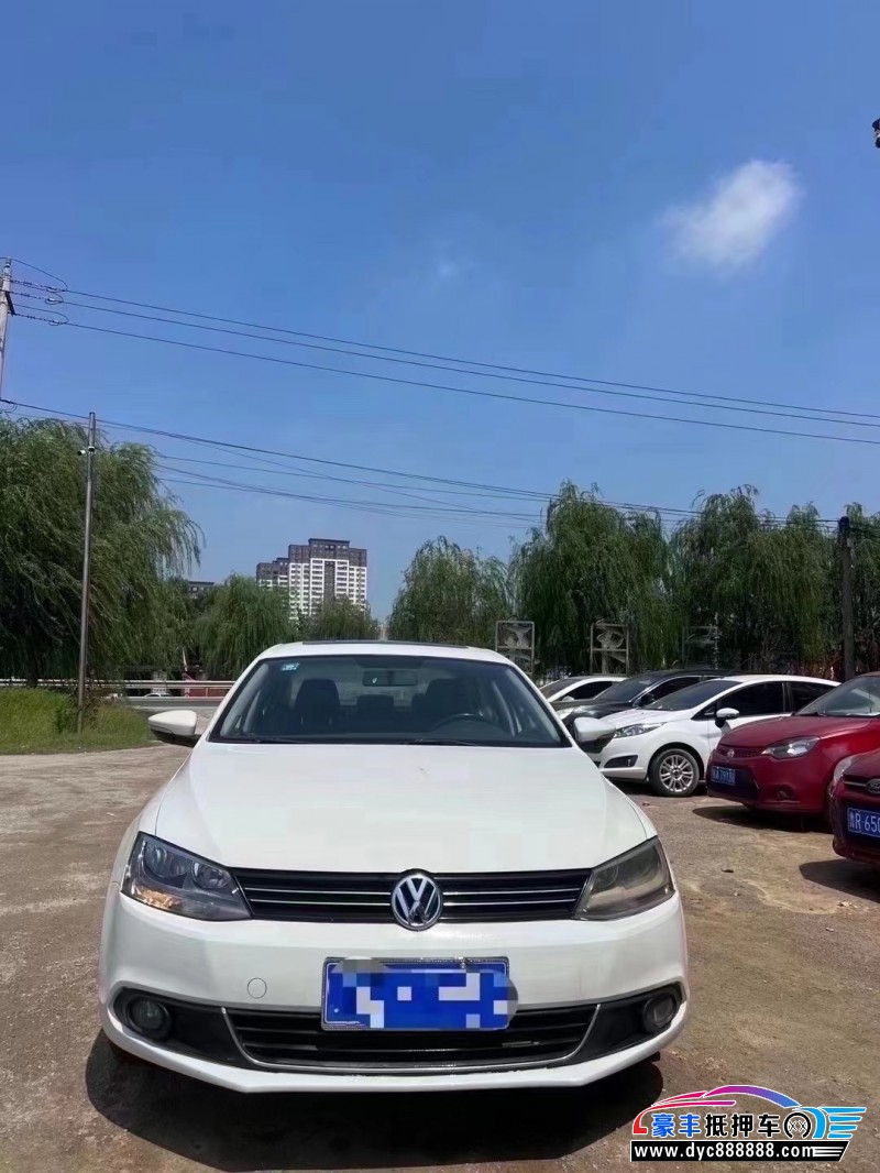 14年大众速腾轿车抵押车出售