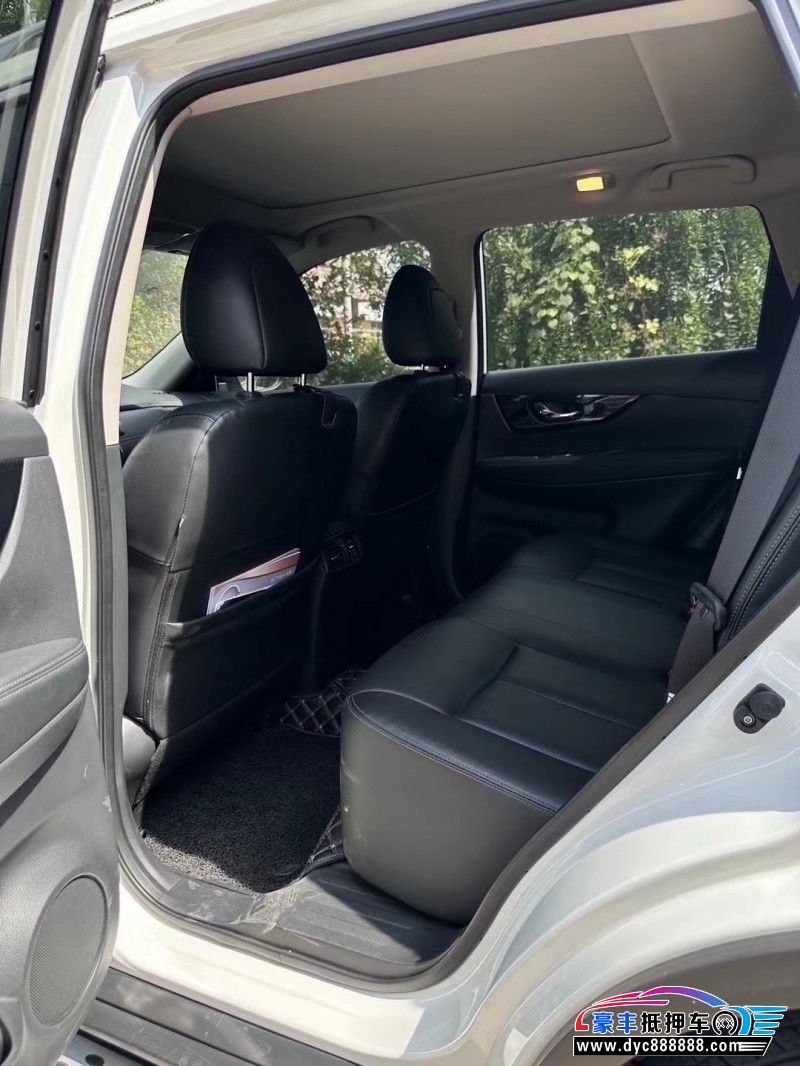 21年日产奇骏轿车抵押车出售