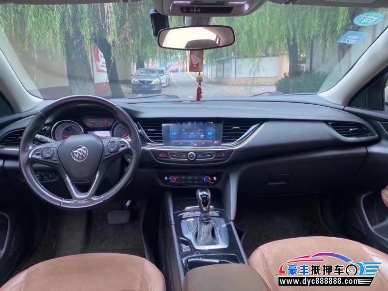 18年别克君威轿车抵押车出售