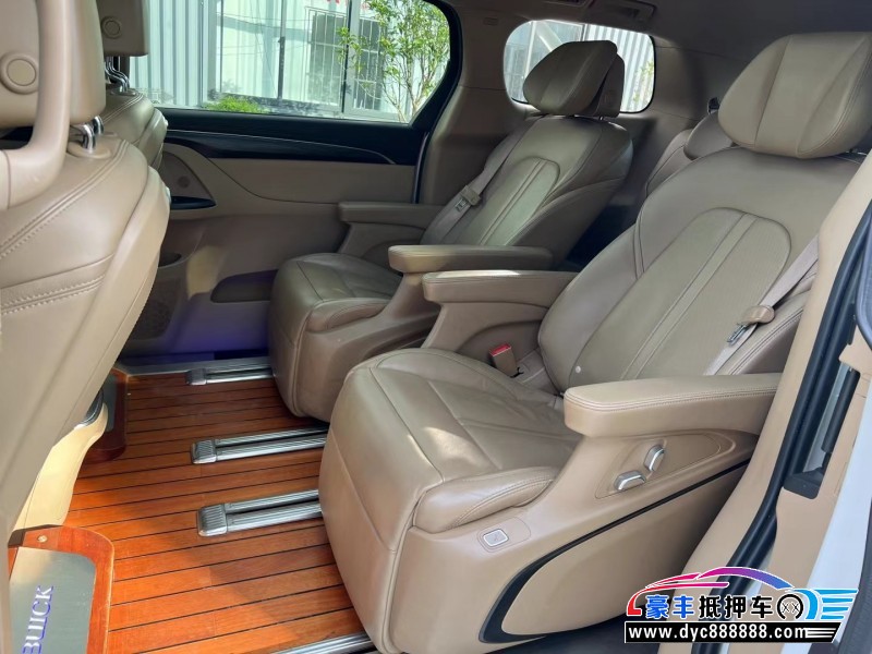 20年别克GL8MPV抵押车出售