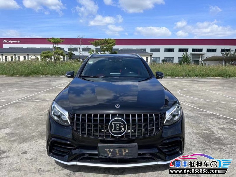 19年奔驰GLC轿车抵押车出售