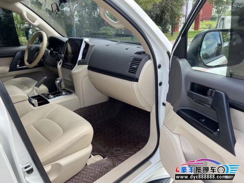 20年丰田兰德酷路泽轿车抵押车出售