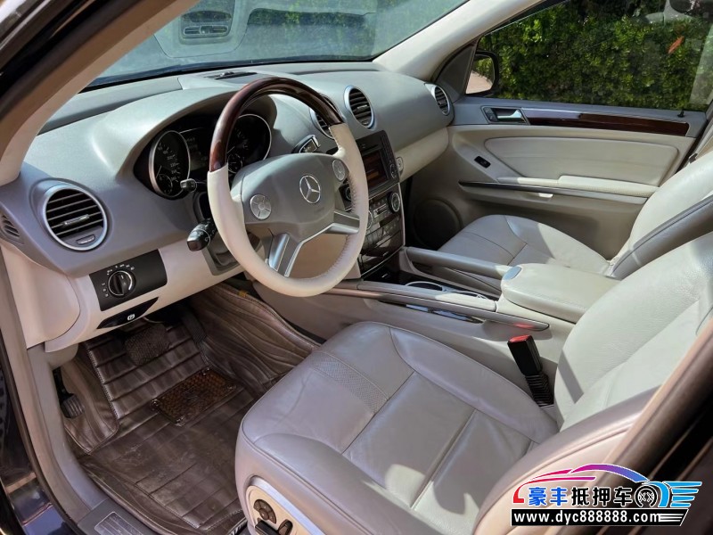 12年奔驰MLSUV抵押车出售