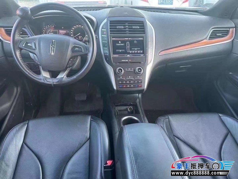 16年林肯MKC轿车抵押车出售