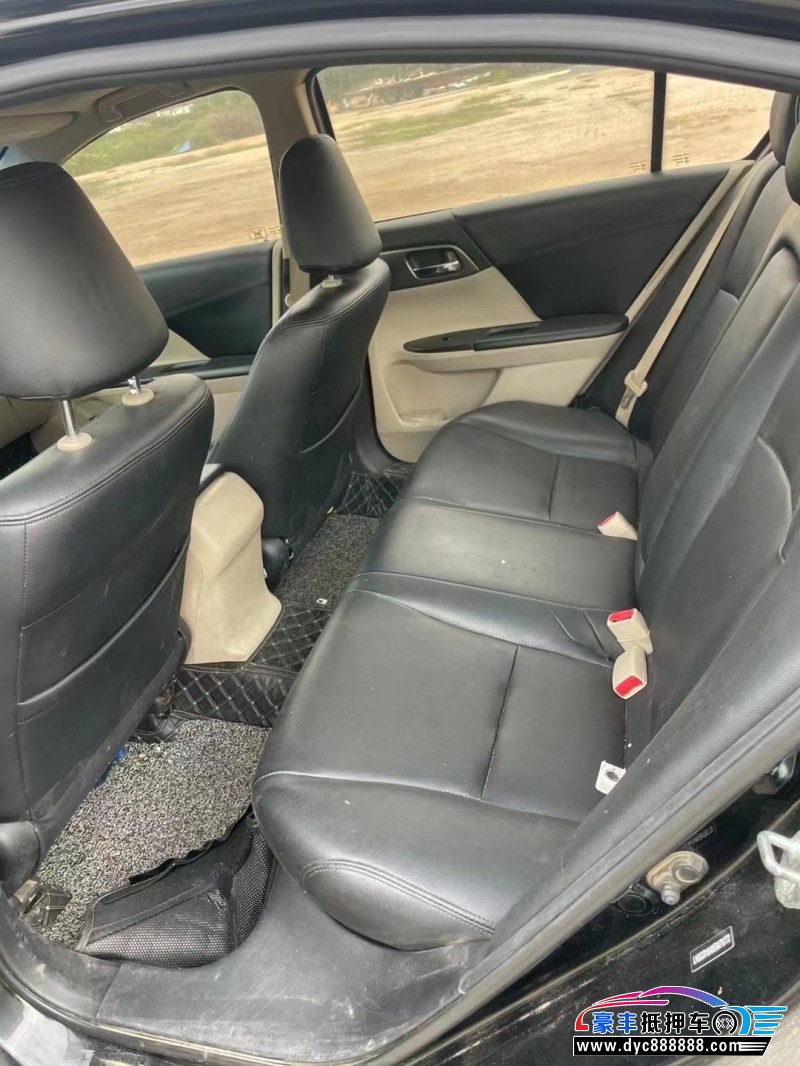 15年本田雅阁轿车抵押车出售