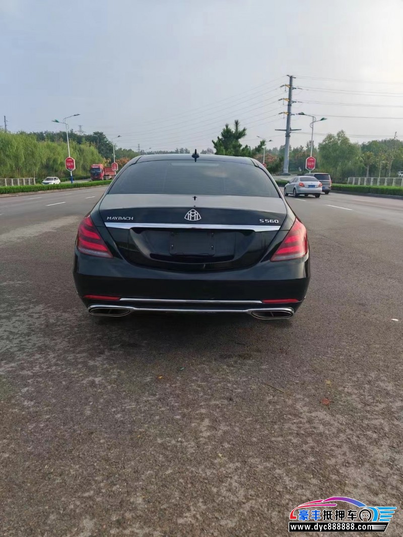 16年奔驰迈巴赫S级轿车抵押车出售