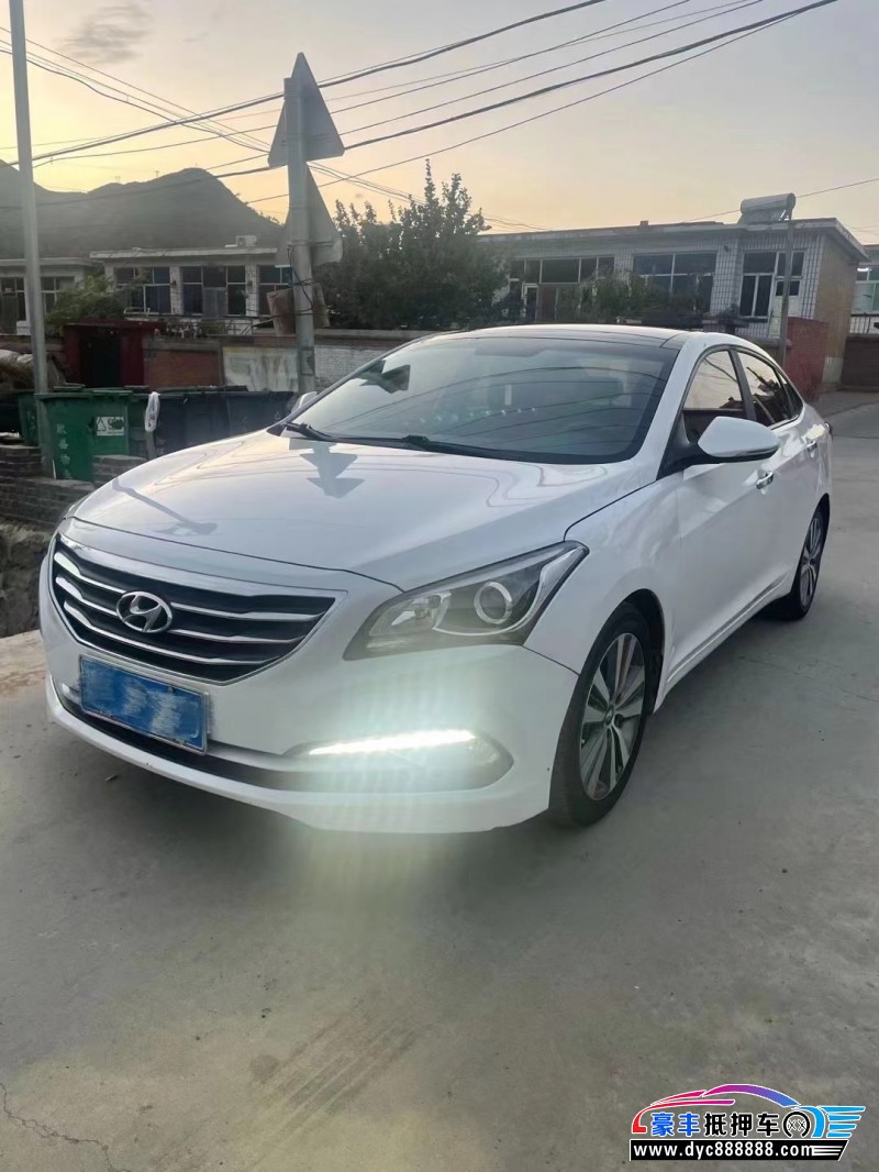 17年现代名图轿车抵押车出售