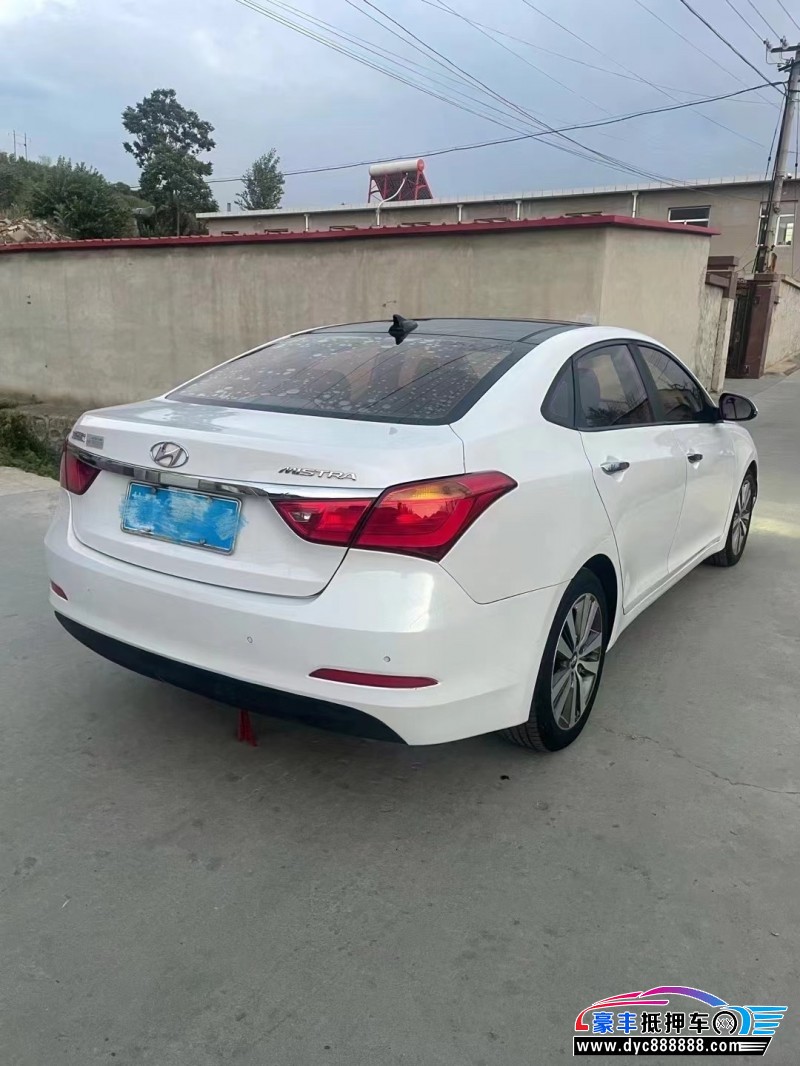 17年现代名图轿车抵押车出售