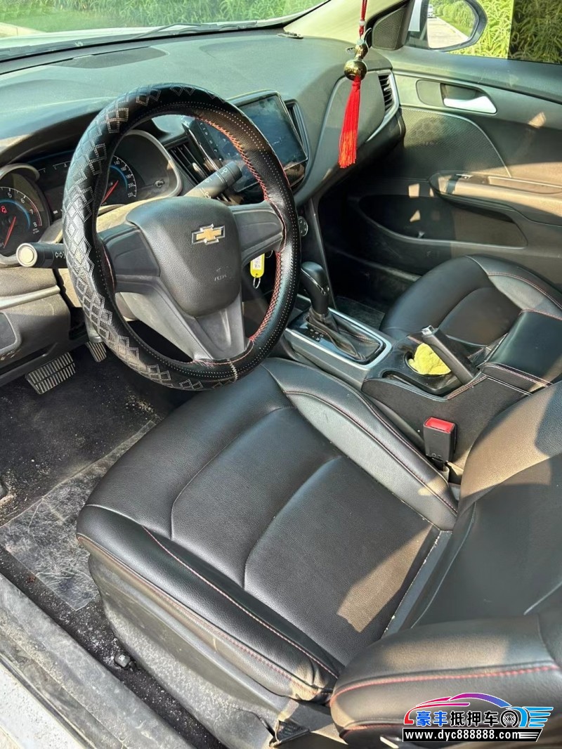 18年雪佛兰科沃兹轿车抵押车出售