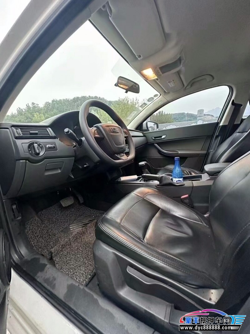 19年观致观致3轿车抵押车出售