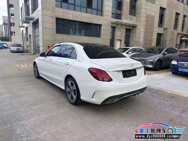 20年奔驰C轿车抵押车出售