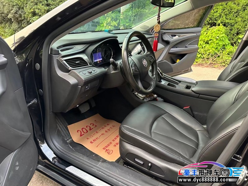 21年别克君越轿车抵押车出售