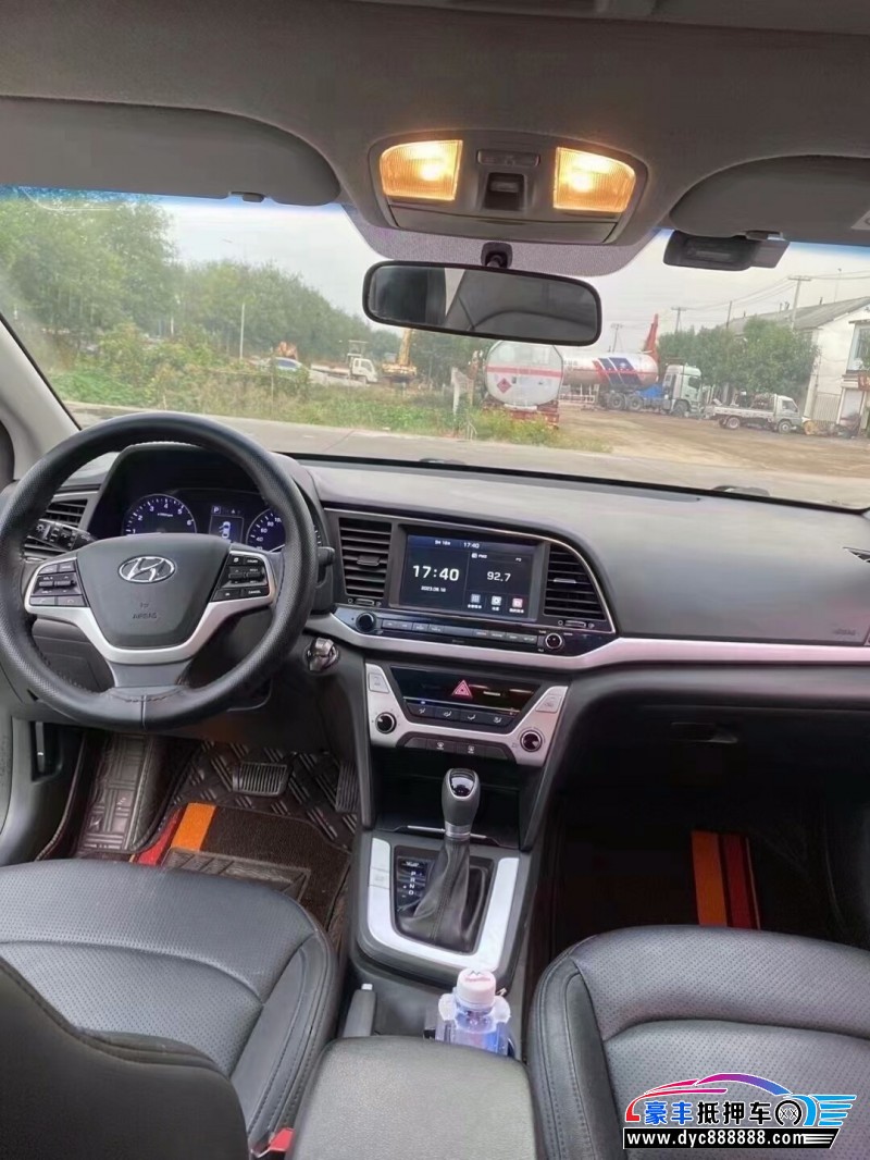 18年现代领动轿车抵押车出售