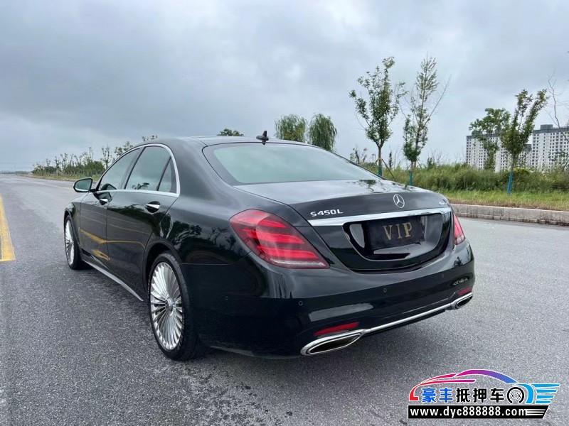 19年奔驰S轿车抵押车出售