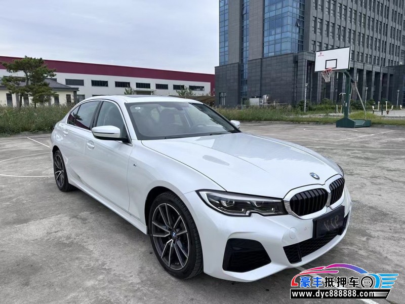 22年宝马3系轿车抵押车出售