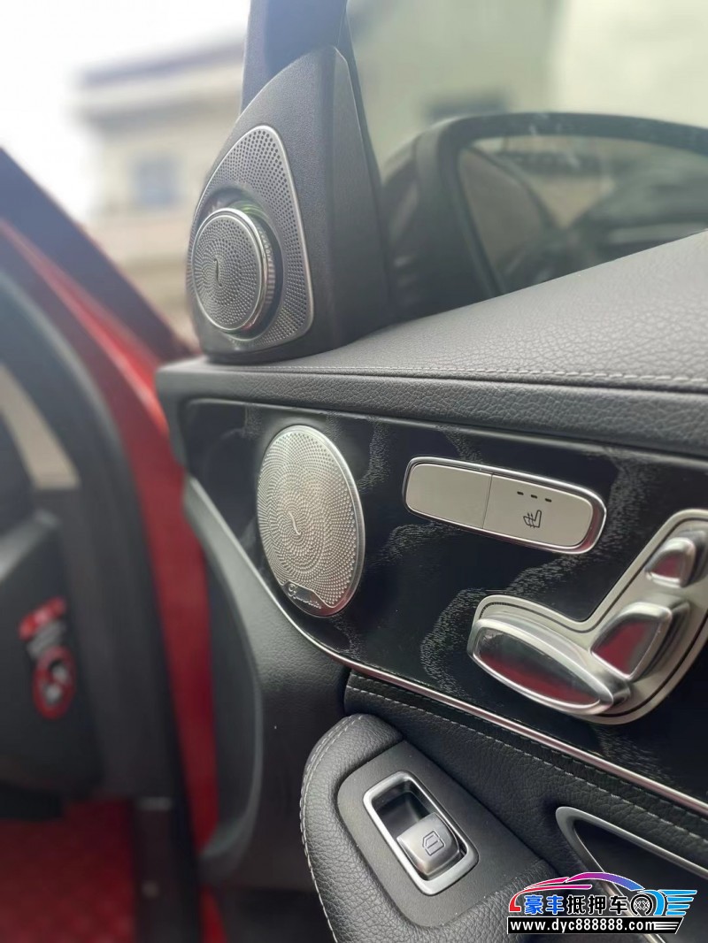 20年奔驰C轿车抵押车出售