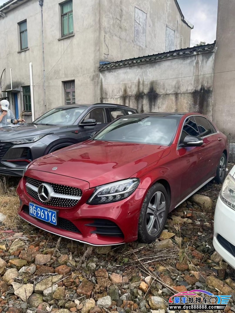 20年奔驰C轿车抵押车出售