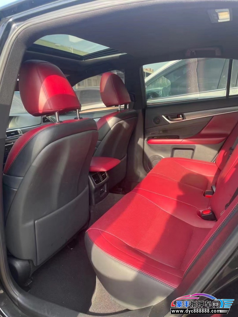 19年雷克萨斯GS轿车抵押车出售