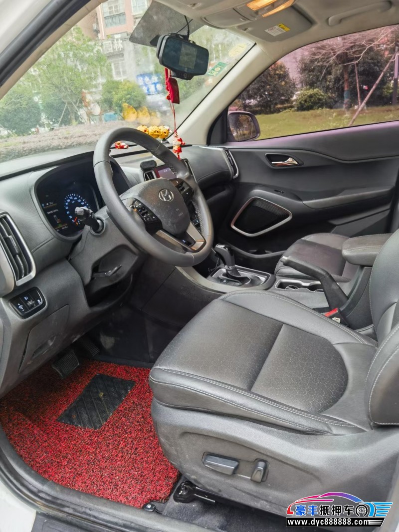 18年现代ix35轿车抵押车出售