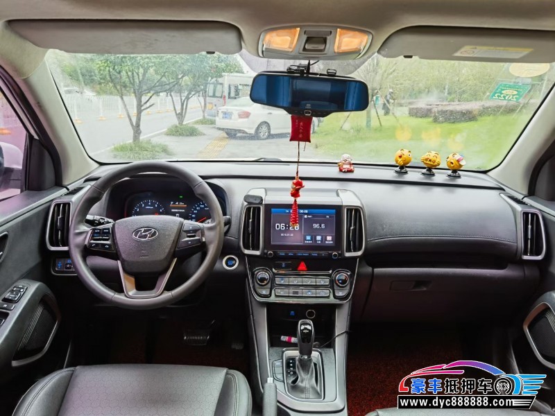 18年现代ix35轿车抵押车出售