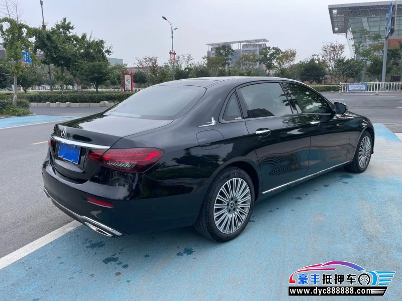 22年奔驰E轿车抵押车出售