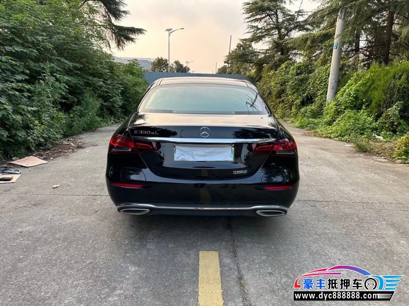 22年奔驰E轿车抵押车出售