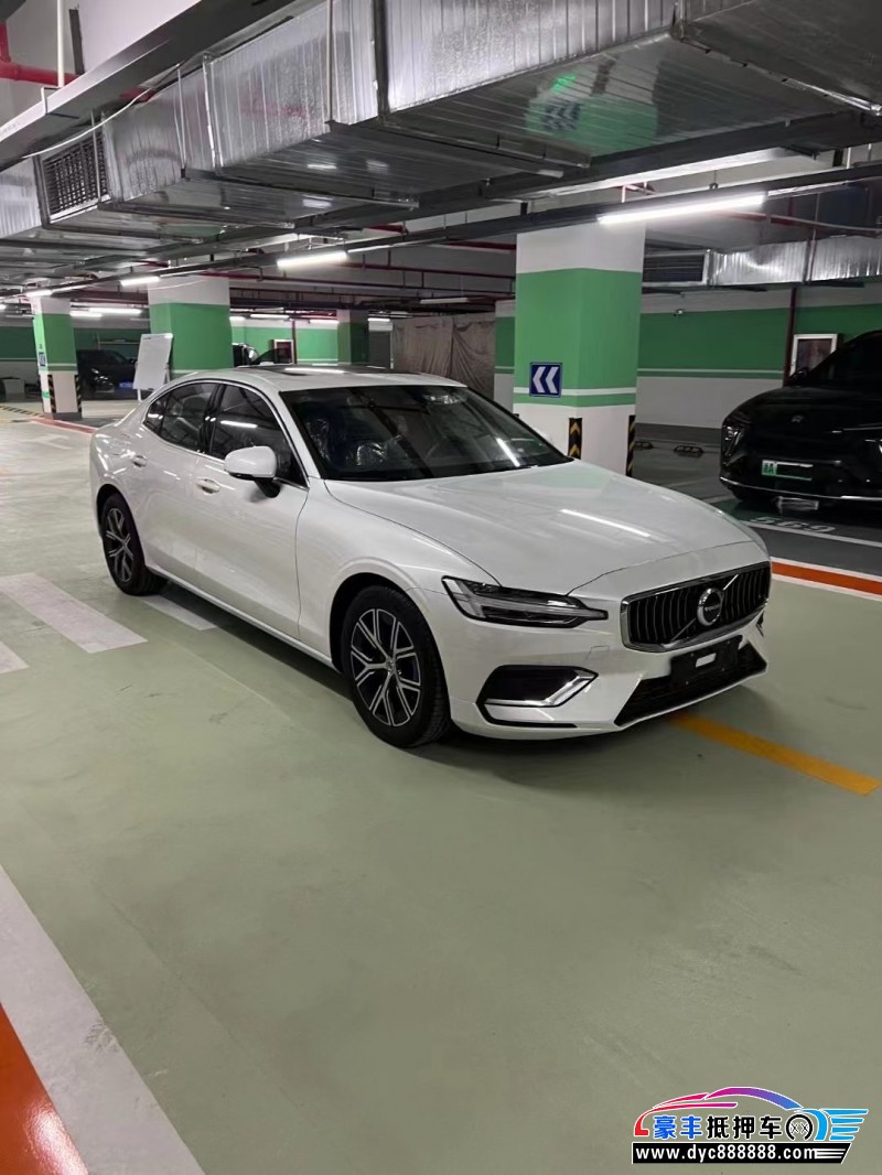 23年沃尔沃S60轿车抵押车出售