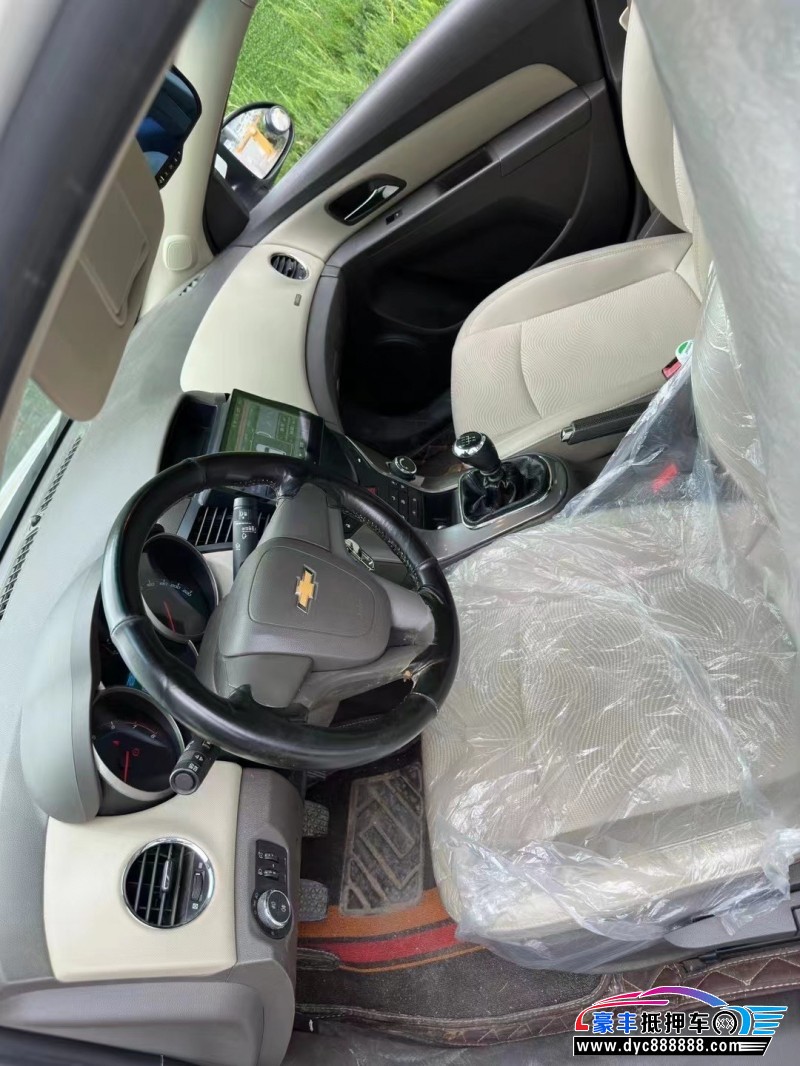 16年雪佛兰科鲁兹轿车抵押车出售