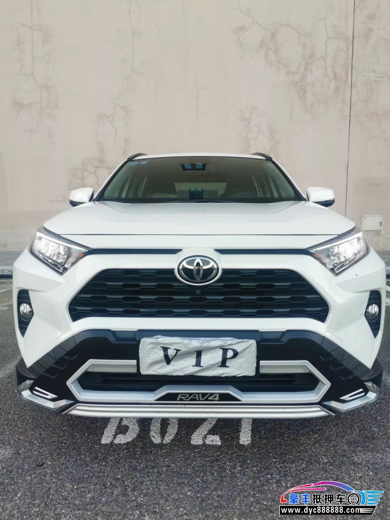 20年丰田RAV4荣放轿车抵押车出售