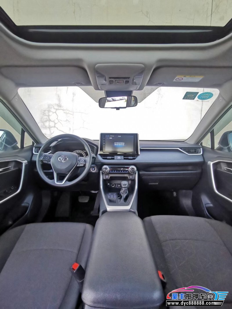 20年丰田RAV4荣放轿车抵押车出售