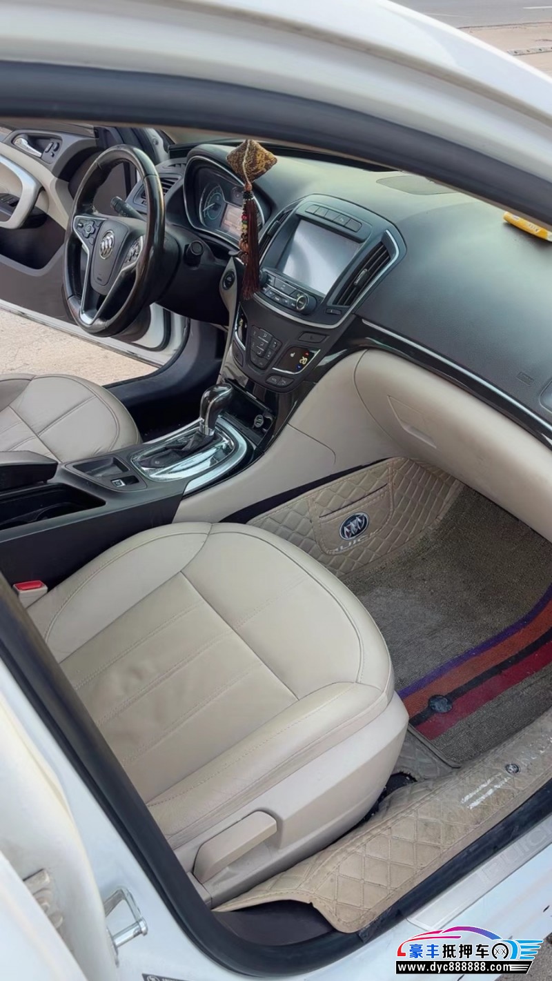 14年别克君威轿车抵押车出售